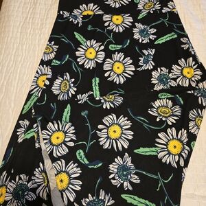 LuLaRoe Black Maxi Skirt with Daisy Print